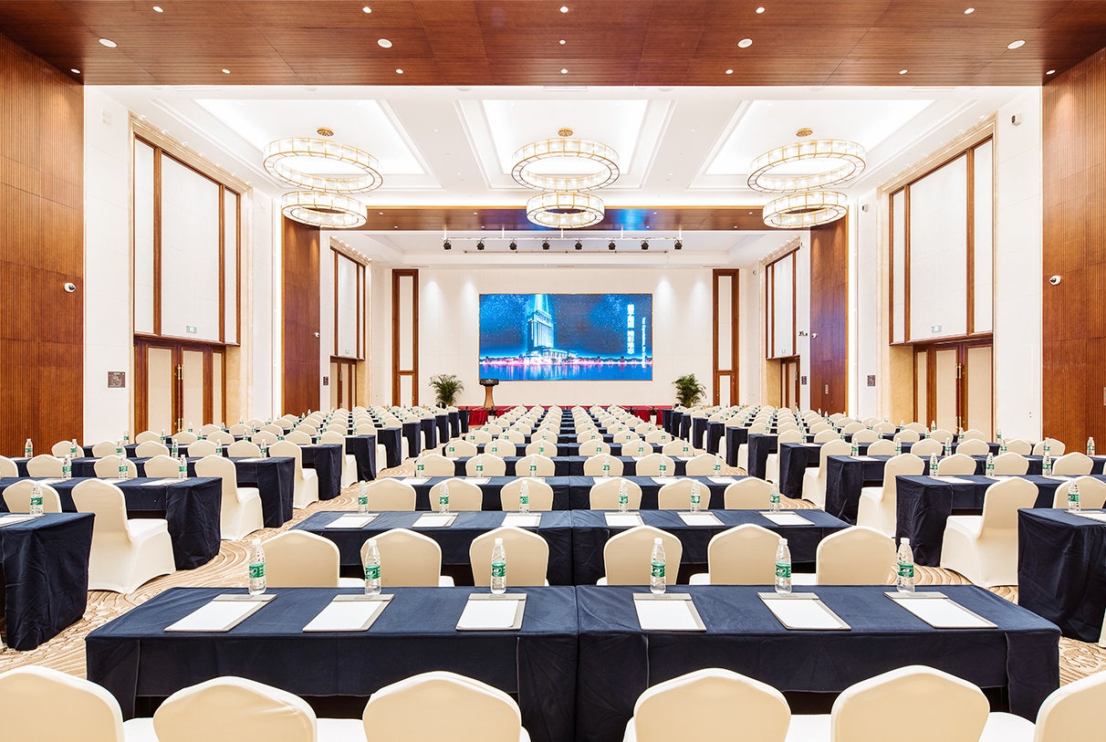 Howard Johnson by Wyndham New District Plaza Ziyang ballroom in Ziyang, Other than US/Canada